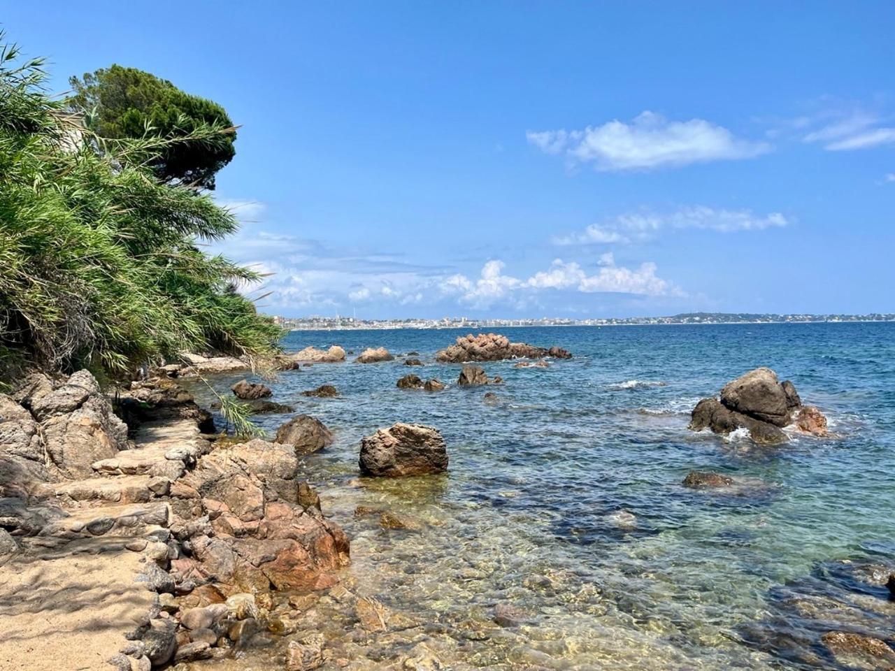Super Cannes Sea Side Валорис Екстериор снимка